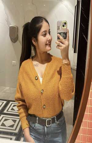 young call girl in Manali